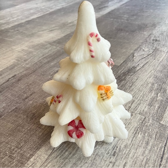 Vintage LAVA ENTERPRISES 3D Christmas Tree White CANDLE - 8" x 6” - Picture 7 of 10